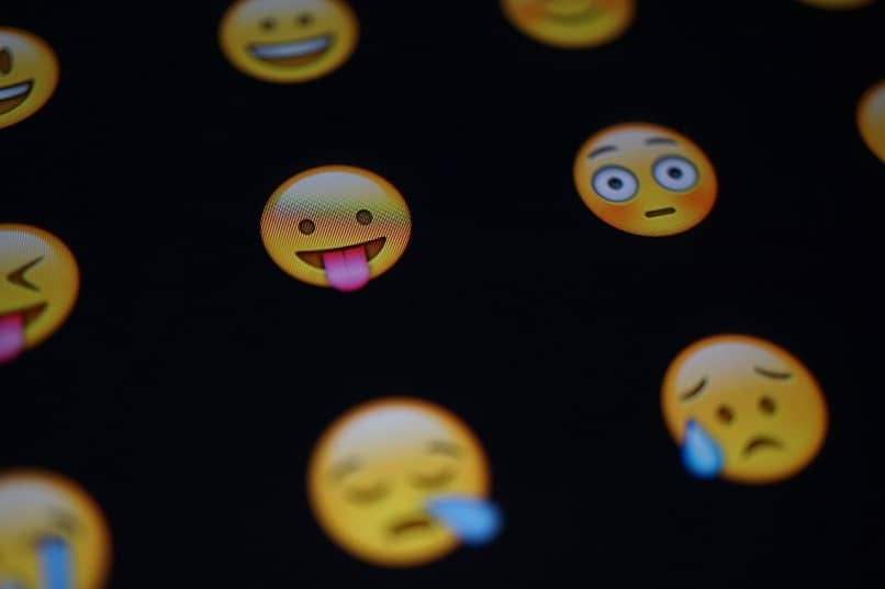 whatsapp actualizar emoji