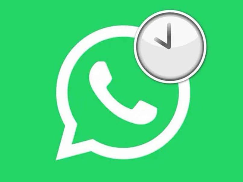 cambiar la hora de WhatsApp